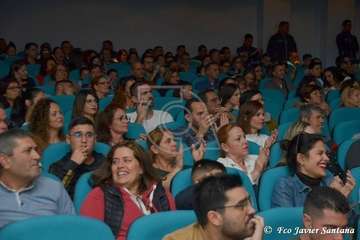 Presentación con éxito de la murga teldense Las Golisnionas (Foto Francisco Javier Santana)